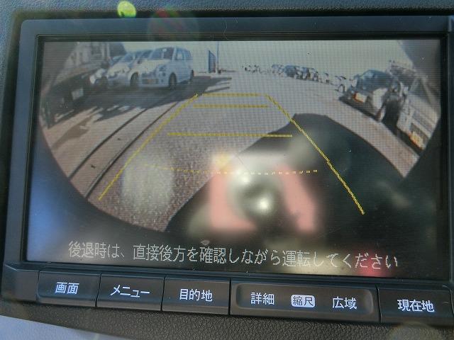 ＣＲ－Ｚ α　地デジＨＤＤナビＴＶ　バックカメラ　スマートキー　ＨＩＤヘッドランプ　クルーズコントロール　ビルトインＥＴＣ　純正１７インチアルミホイール　パドルシフト（11枚目）