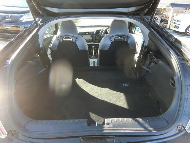 ＣＲ－Ｚ α　地デジＨＤＤナビＴＶ　バックカメラ　スマートキー　ＨＩＤヘッドランプ　クルーズコントロール　ビルトインＥＴＣ　純正１７インチアルミホイール　パドルシフト（25枚目）