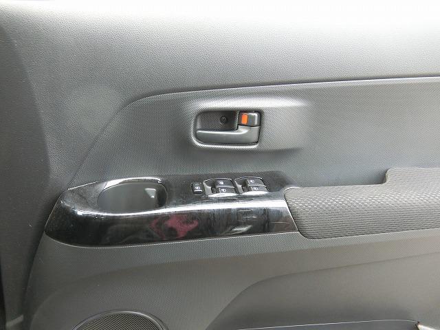 ｂＢ Ｚ　エアロ－Ｇパッケージ　地デジフルセグナビＴＶ　スマートキー　ＨＩＤヘッドランプ　純正１５インチアルミホイール　ＥＴＣ　車内イルミネーション　休息モード付きシート（20枚目）