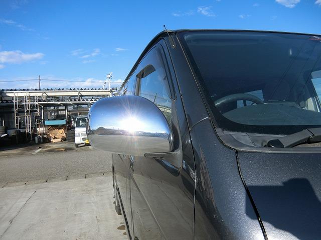 ハイエースバン ロングスーパーＧＬ　５人乗り　ディーゼル　両側スライドドア　地デジＨＤＤナビＴＶ　バックカメラ　ＨＩＤヘッドランプ　キーレスキー　ＥＴＣ　タイミングベルト交換済　大人気のグレー（9枚目）