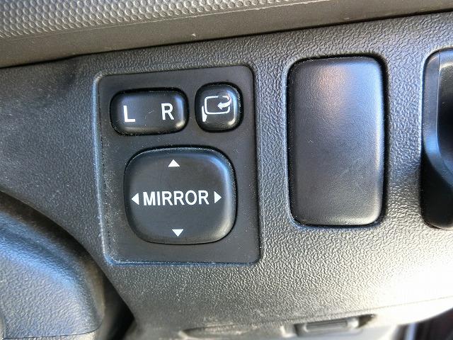 ハイエースバン ロングスーパーＧＬ　５人乗り　ディーゼル　両側スライドドア　地デジＨＤＤナビＴＶ　バックカメラ　ＨＩＤヘッドランプ　キーレスキー　ＥＴＣ　タイミングベルト交換済　大人気のグレー（16枚目）