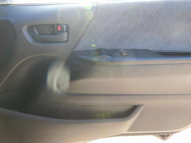 ハイエースバン ロングスーパーＧＬ　５人乗り　ディーゼル　両側スライドドア　地デジＨＤＤナビＴＶ　バックカメラ　ＨＩＤヘッドランプ　キーレスキー　ＥＴＣ　タイミングベルト交換済　大人気のグレー（24枚目）