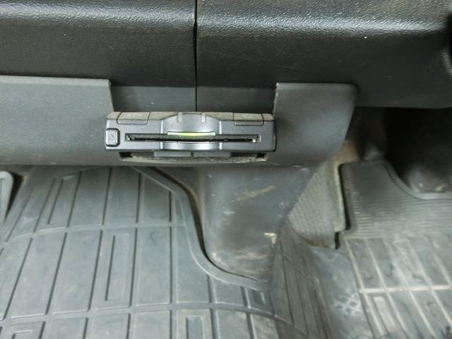 レジアスエースバン ロングＤＸ　ＧＬパッケージ　４ＷＤ　両側スライドドア　６人乗り　ディーゼル　ターボ　地デジナビＴＶ　キーレスキー　ＥＴＣ　タイミングベルト交換済み（12枚目）