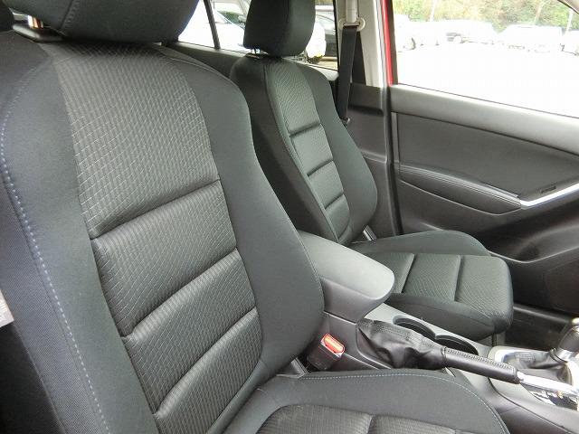 ＣＸ－５ ＸＤ　４ＷＤ　ＨＩＤヘッドランプ　リア・ビークル・モニタリングシステム　地デジフルセグナビＴＶ　バックカメラ　サイドカメラ　プッシュスタート　ディーゼルターボ　アイドリングストップ　衝突軽減装置　ＥＴＣ（9枚目）