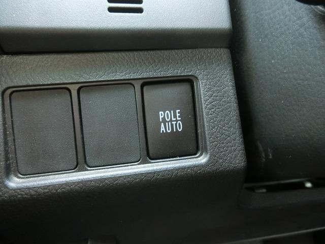 マークＸ プレミアム　地デジフルセグナビＴＶ　スマートキー　プッシュスタート　ＨＩＤヘッドランプ　パワーシート　シートヒーター付ハーフレザーシート　クルーズコントロール　電動コーナーポール　ビルトインＥＴＣ（23枚目）