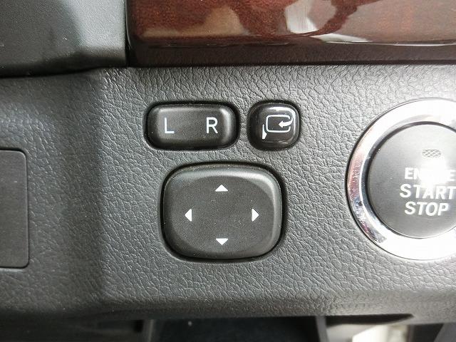 マークＸ プレミアム　地デジフルセグナビＴＶ　スマートキー　プッシュスタート　ＨＩＤヘッドランプ　パワーシート　シートヒーター付ハーフレザーシート　クルーズコントロール　電動コーナーポール　ビルトインＥＴＣ（25枚目）