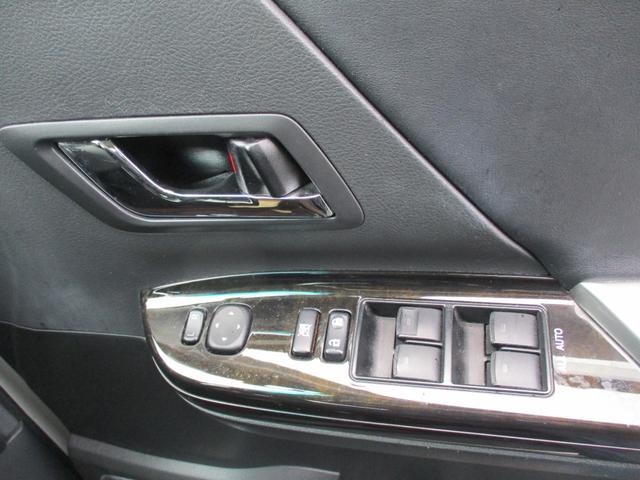 アルファード ２４０Ｓ　タイプゴールドＩＩ　ナビＴＶ（フルセグ）　Ｗパワースライドドア　ＥＴＣ（24枚目）