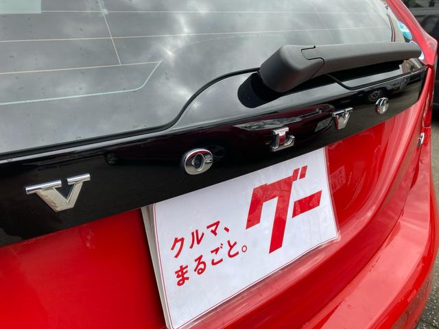 Ｔ４　スマートキー　ＥＴＣ　アルミホイール　記録簿　禁煙車　オートクルーズコントロール　バックカメラ　純正ナビＴＶ　レザーシート　パワーシート　ＣＤ　運転席・助手席・サイドエアバック　盗難防止システム(17枚目)