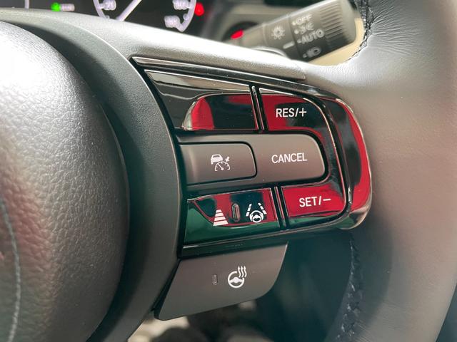 ヴェゼル ｅ：ＨＥＶ　Ｚ・ＰＬａＹパッケージ　登録済未使用車　９型ホンダコネクトナビ　フルセグＢｌｕｅｔｏｏｔｈ　Ｂカメラ　ワイヤレス充電　ＥＴＣ２．０　アダプティブクルコン　ハンドル＆シートヒーター　電動リアゲート　ＬＥＤ　コーナーセンサー（6枚目）