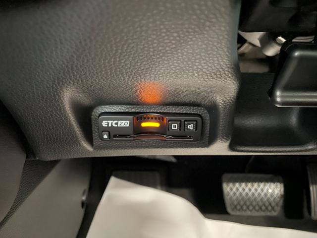 ヴェゼル ｅ：ＨＥＶ　Ｚ・ＰＬａＹパッケージ　登録済未使用車　９型ホンダコネクトナビ　フルセグＢｌｕｅｔｏｏｔｈ　Ｂカメラ　ワイヤレス充電　ＥＴＣ２．０　アダプティブクルコン　ハンドル＆シートヒーター　電動リアゲート　ＬＥＤ　コーナーセンサー（10枚目）