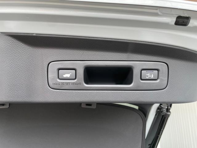 ヴェゼル ｅ：ＨＥＶ　Ｚ・ＰＬａＹパッケージ　登録済未使用車　９型ホンダコネクトナビ　フルセグＢｌｕｅｔｏｏｔｈ　Ｂカメラ　ワイヤレス充電　ＥＴＣ２．０　アダプティブクルコン　ハンドル＆シートヒーター　電動リアゲート　ＬＥＤ　コーナーセンサー（29枚目）