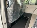 ベースグレード　届出済未使用車　４ＷＤ　コンフォートパッケージ　両側パワースライドドア　電動格納ミラー　前席シートヒータ　シートバックテーブル　後席アームレスト　ＬＥＤランプ　アダプティブクルコン　パーキングシステム（24枚目）