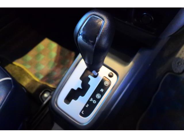 ワイルドウインド 社外CDデッキ 純正16インチAW 4WD(14枚目)
