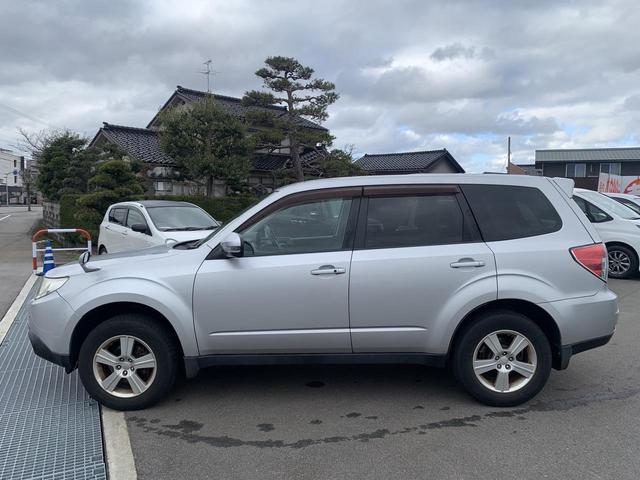 ご覧いただきありがとうございます♪気になったお車がありましたらお気軽にお電話をください♪