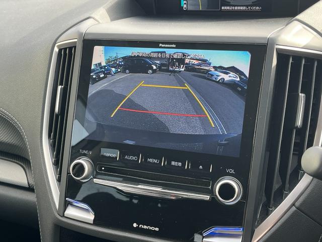 プレミアム　ＥＴＣ　バックカメラ　クリアランスソナー　オートクルーズコントロール　レーンアシスト　パワーシート　衝突被害軽減システム　ＴＶ　オートライト　電動リアゲート　アルミホイール　スマートキー　地デジ　禁煙(4枚目)