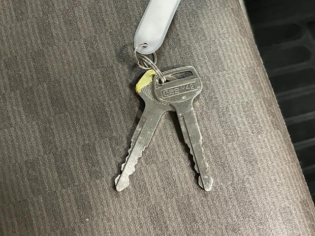 エブリイ ＰＡ　４ＷＤ　両側スライドドア　ＡＴ　ＡＢＳ　ＣＤ　ＵＳＢ　衝突安全ボディ　エアコン　パワーステアリング　運転席エアバッグ　助手席エアバッグ（11枚目）