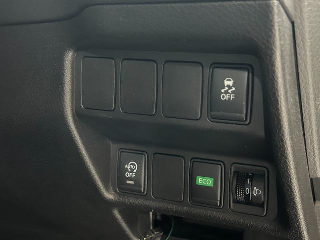 エクストレイル ２０Ｘ　エマージェンシーブレーキパッケージ　エマージェンシーブレーキ・寒冷地仕様車・スマートキー・前席シートヒーター・社外ナビ（ＣＮ－Ｅ２０５Ｄ）・オートライト・ステアリングリモコン・電動格納ミラー・純正１７インチアルミホイール（5枚目）