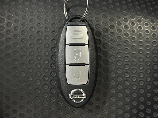 エクストレイル ２０Ｘ　エマージェンシーブレーキパッケージ　エマージェンシーブレーキ・寒冷地仕様車・スマートキー・前席シートヒーター・社外ナビ（ＣＮ－Ｅ２０５Ｄ）・オートライト・ステアリングリモコン・電動格納ミラー・純正１７インチアルミホイール（15枚目）