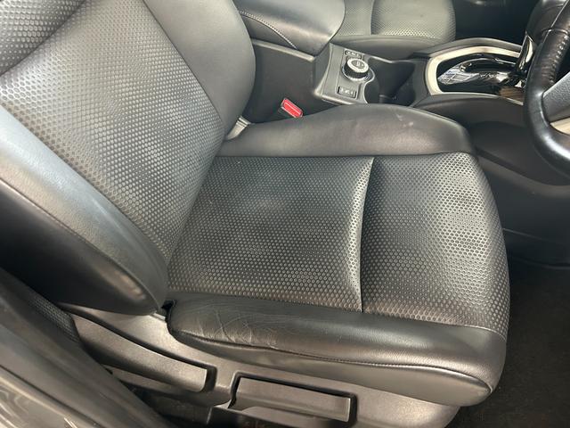 エクストレイル ２０Ｘ　エマージェンシーブレーキパッケージ　エマージェンシーブレーキ・寒冷地仕様車・スマートキー・前席シートヒーター・社外ナビ（ＣＮ－Ｅ２０５Ｄ）・オートライト・ステアリングリモコン・電動格納ミラー・純正１７インチアルミホイール（36枚目）
