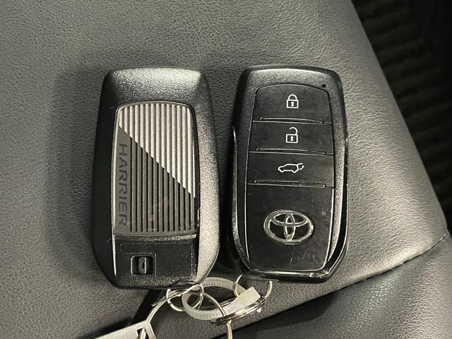 ハリアー Ｇ　禁煙車・モデリスタエアロ・デジタルインナーミラー・ハーフレザーシート・パワーバックドア・パワーシート・ＬＥＤヘッドライト・ディスプレイオーディオ・トヨタセーフティセンス・バックモニター・スペアキー（20枚目）