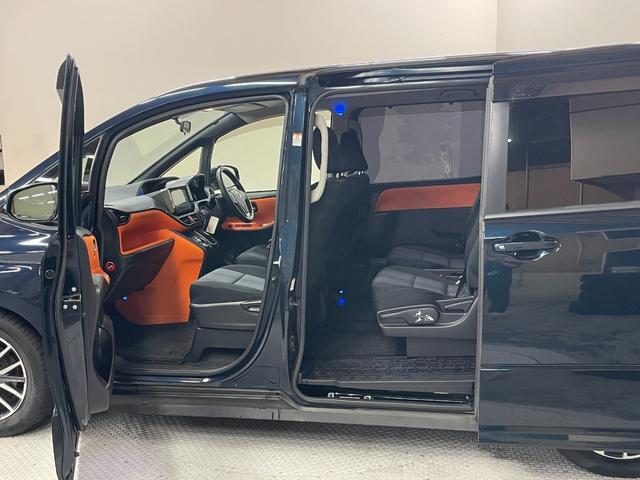 ヴォクシー ZS 禁煙車・社外10型ナビ・バックモニター・両側パワースライド・純正アルミホイール・・LEDヘッドライト・スマートキー・スペアキー・電動格納ミラー・ステアリングリモコン・オートライト・Bluetooth(47枚目)