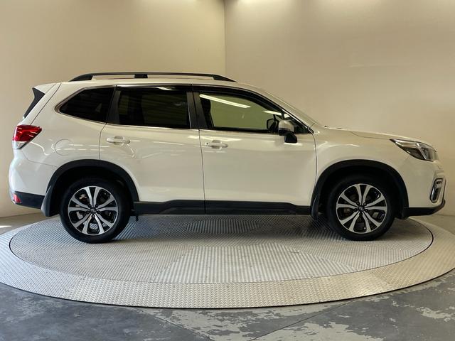 フォレスター プレミアム 禁煙車・純正ナビ・バックモニター・サイドカメラ・アイサイト・スマートキー・スペアキー・パワーシート・パワーバックドア・全席シートヒーター・ステアリングヒーター・電動パーキングブレーキ・ETC・BSM(31枚目)