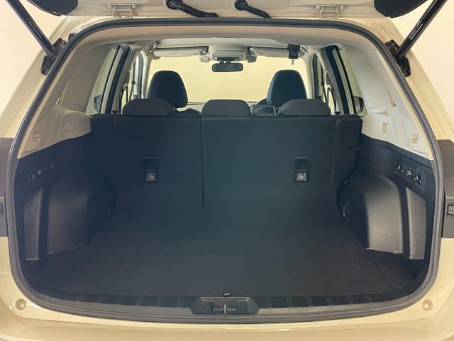 フォレスター プレミアム 禁煙車・純正ナビ・バックモニター・サイドカメラ・アイサイト・スマートキー・スペアキー・パワーシート・パワーバックドア・全席シートヒーター・ステアリングヒーター・電動パーキングブレーキ・ETC・BSM(50枚目)