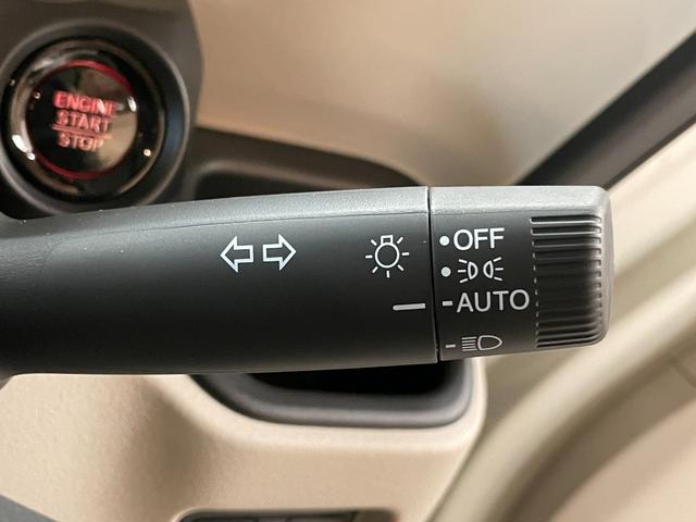 N-BOX ベースグレード HondaSENSING・LEDライト・電動スライドドア・オーディオレス・バックカメラ・盗難防止装置・スマートキー・フルフラットシート・シートヒーター・衝突被害軽減ブレーキ・オートマチックハイビーム(7枚目)
