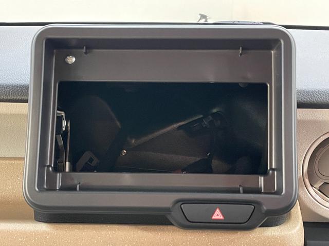 N-BOX ベースグレード HondaSENSING・LEDライト・電動スライドドア・オーディオレス・バックカメラ・盗難防止装置・スマートキー・フルフラットシート・シートヒーター・衝突被害軽減ブレーキ・オートマチックハイビーム(9枚目)