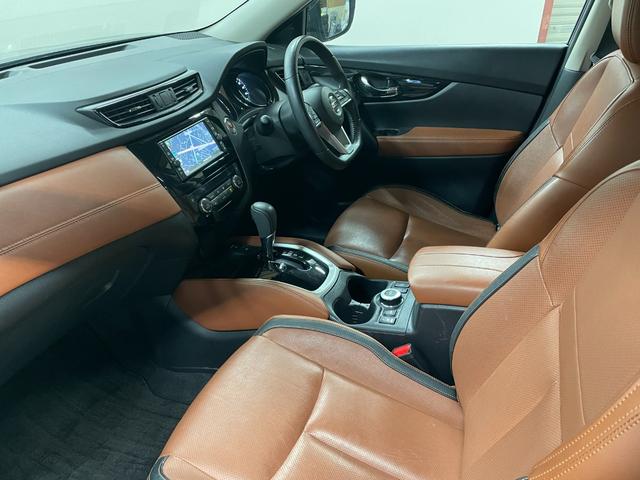 エクストレイル ２０Ｘｉ　レザーエディション　ブラウンレザーシート・純正ナビ（ＭＪ１１９Ｄ－Ｗ）・アラウンドビューモニター・エマージェンシーブレーキ・デジタルインナーミラー・全席シートヒーター・ＬＥＤ・プロパイロット・ＥＴＣ・パワーシート・ＢＳＭ（42枚目）