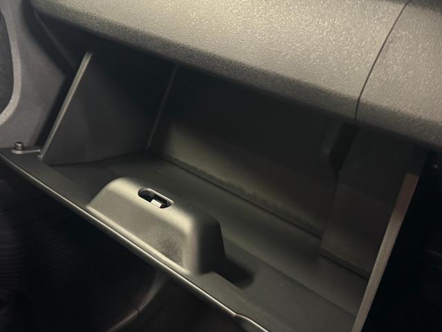 N-BOXカスタム ベースグレード 登録済未使用車・HondaSENSING・パワースライドドア・バックカメラ・シートヒーター・オートマチックハイビーム ・LEDヘッドライト・14インチアルミホイール・保証書・電動パーキングブレーキ(15枚目)