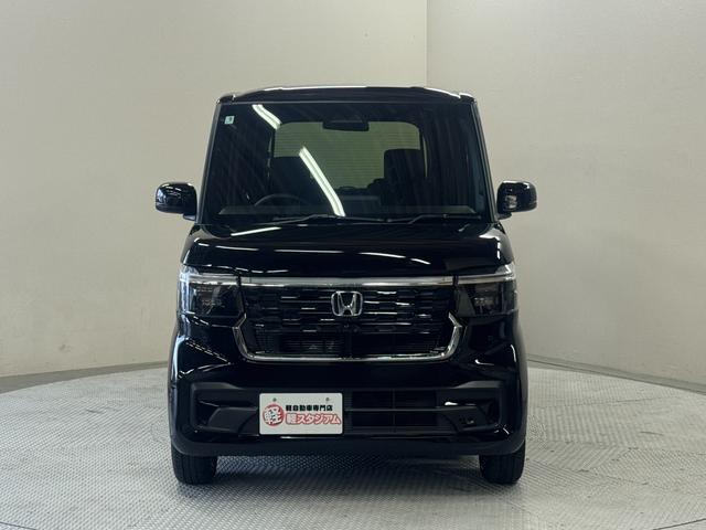 N-BOXカスタム ベースグレード 登録済未使用車・HondaSENSING・パワースライドドア・バックカメラ・シートヒーター・オートマチックハイビーム ・LEDヘッドライト・14インチアルミホイール・保証書・電動パーキングブレーキ(17枚目)