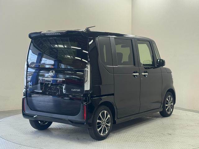 N-BOXカスタム ベースグレード 登録済未使用車・HondaSENSING・パワースライドドア・バックカメラ・シートヒーター・オートマチックハイビーム ・LEDヘッドライト・14インチアルミホイール・保証書・電動パーキングブレーキ(21枚目)