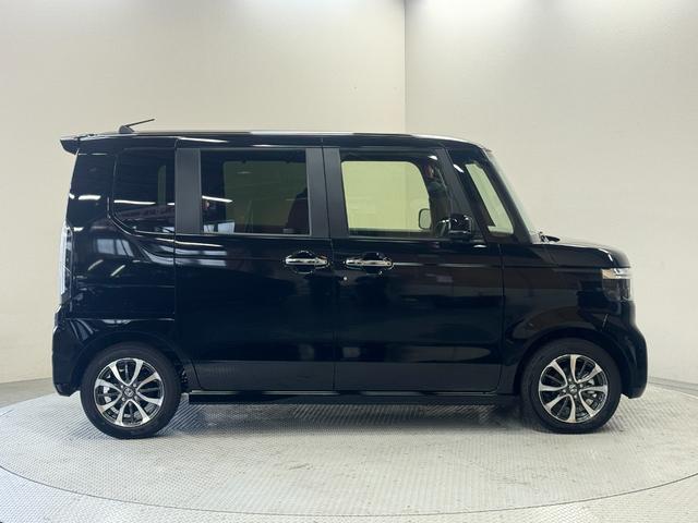N-BOXカスタム ベースグレード 登録済未使用車・HondaSENSING・パワースライドドア・バックカメラ・シートヒーター・オートマチックハイビーム ・LEDヘッドライト・14インチアルミホイール・保証書・電動パーキングブレーキ(22枚目)