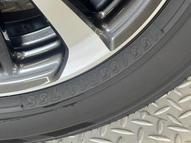 N-BOXカスタム ベースグレード 登録済未使用車・HondaSENSING・パワースライドドア・バックカメラ・シートヒーター・オートマチックハイビーム ・LEDヘッドライト・14インチアルミホイール・保証書・電動パーキングブレーキ(28枚目)