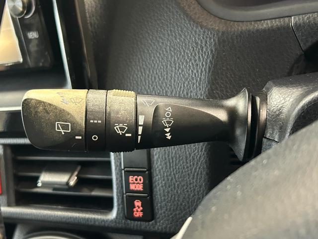 ヴォクシー ZS 禁煙車・純正ナビ(NSZT-W66T)・バックモニター・セーフティセンス・パワースライドドア・クルーズコントロール・充電用USBソケット・ETC・テレビキャンセラー・LEDヘッドライト(8枚目)