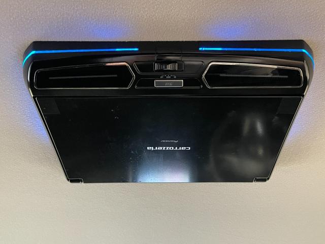 セレナ ハイウェイスターV 買取車両・両側パワースライド・純正10型ナビ・アラウンドビューモニター・ETC・スペアキー・エマージェンシーブレーキ・寒冷地仕様車・全席充電用USBソケット・後席シートバックテーブル・後席モニター(9枚目)