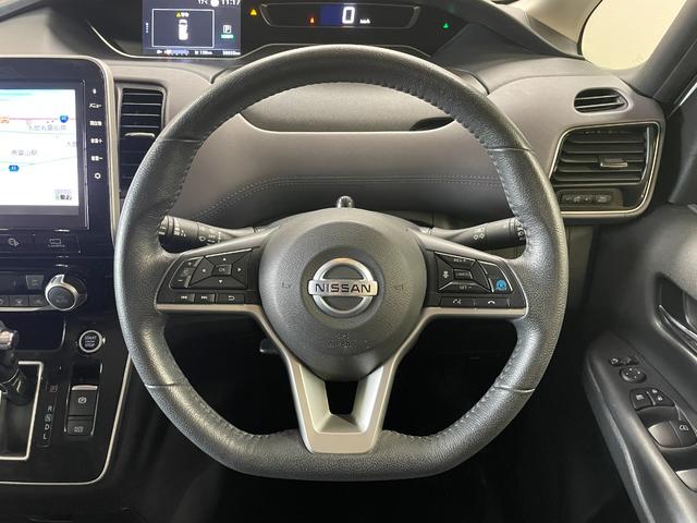 セレナ ハイウェイスターV 買取車両・両側パワースライド・純正10型ナビ・アラウンドビューモニター・ETC・スペアキー・エマージェンシーブレーキ・寒冷地仕様車・全席充電用USBソケット・後席シートバックテーブル・後席モニター(10枚目)