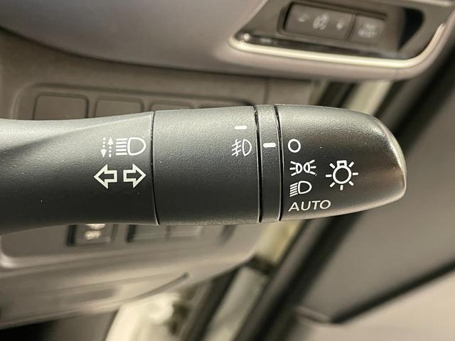 セレナ ハイウェイスターV 買取車両・両側パワースライド・純正10型ナビ・アラウンドビューモニター・ETC・スペアキー・エマージェンシーブレーキ・寒冷地仕様車・全席充電用USBソケット・後席シートバックテーブル・後席モニター(14枚目)