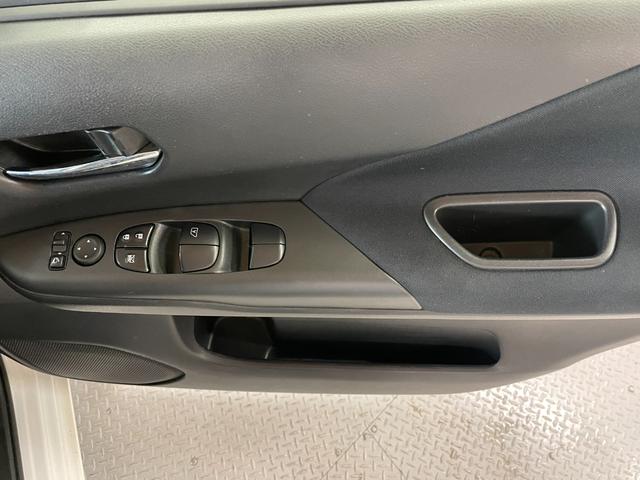 セレナ ハイウェイスターV 買取車両・両側パワースライド・純正10型ナビ・アラウンドビューモニター・ETC・スペアキー・エマージェンシーブレーキ・寒冷地仕様車・全席充電用USBソケット・後席シートバックテーブル・後席モニター(20枚目)