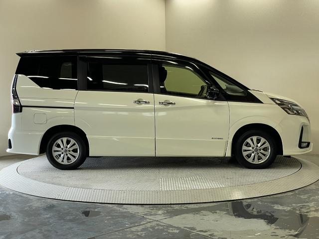 セレナ ハイウェイスターV 買取車両・両側パワースライド・純正10型ナビ・アラウンドビューモニター・ETC・スペアキー・エマージェンシーブレーキ・寒冷地仕様車・全席充電用USBソケット・後席シートバックテーブル・後席モニター(29枚目)