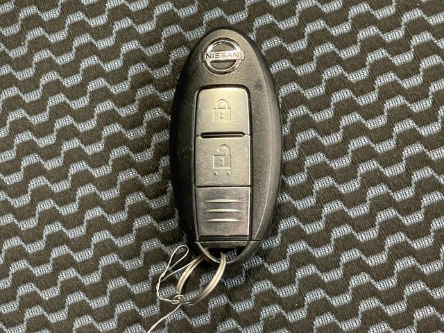 ノート X DIG-S ETC バックカメラ ナビ レーンアシスト 衝突被害軽減システム オートライト スマートキー アイドリングストップ 電動格納ミラー CVT 盗難防止システム 衝突安全ボディ ABS ESC CD(30枚目)