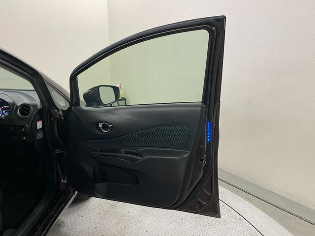 ノート X DIG-S ETC バックカメラ ナビ レーンアシスト 衝突被害軽減システム オートライト スマートキー アイドリングストップ 電動格納ミラー CVT 盗難防止システム 衝突安全ボディ ABS ESC CD(46枚目)