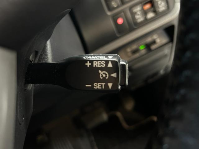 ヴォクシー ZS 煌 禁煙車・純正10インチナビ(NSZN-Z66T)・トヨタセーフティセンス・バックモニター・ETC・両側パワースライドドア・LEDヘッドライト・テレビキット・後席シートバックテーブル(11枚目)