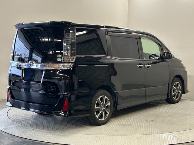 ヴォクシー ZS 煌 禁煙車・純正10インチナビ(NSZN-Z66T)・トヨタセーフティセンス・バックモニター・ETC・両側パワースライドドア・LEDヘッドライト・テレビキット・後席シートバックテーブル(25枚目)