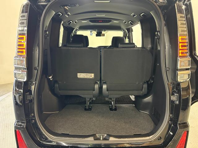 ヴォクシー ZS 煌 禁煙車・純正10インチナビ(NSZN-Z66T)・トヨタセーフティセンス・バックモニター・ETC・両側パワースライドドア・LEDヘッドライト・テレビキット・後席シートバックテーブル(43枚目)