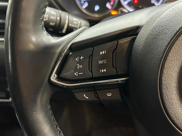 CX-5 20S プロアクティブ 禁煙車・純正ナビ・バックモニター・サイドカメラ・スペアキー・パワーバックドア・パワーシート・ETC・BSM・HUD・シートヒーター・後席充電用USBソケット・アダプティブクルーズコントロール(8枚目)