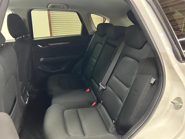 CX-5 20S プロアクティブ 禁煙車・純正ナビ・バックモニター・サイドカメラ・スペアキー・パワーバックドア・パワーシート・ETC・BSM・HUD・シートヒーター・後席充電用USBソケット・アダプティブクルーズコントロール(42枚目)