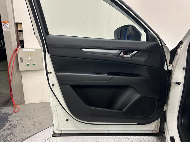 CX-5 20S プロアクティブ 禁煙車・純正ナビ・バックモニター・サイドカメラ・スペアキー・パワーバックドア・パワーシート・ETC・BSM・HUD・シートヒーター・後席充電用USBソケット・アダプティブクルーズコントロール(49枚目)