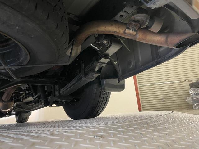 ハイエースバン スーパーＧＬ　ダークプライムＩＩ　ハイエース専用１１型フローティングビッグＸ１１・バックモニター・スマートキー・スペアキー・レーンアシスト・オートマチックハイビーム・ＥＴＣ・仕切り棒・１００Ｖ給電・買取車両（64枚目）